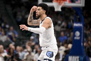 NBA太阳vs雄鹿_NBA太阳vs雄鹿高清无广告_NBA太阳vs雄鹿流畅直播入口