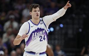 火爆NBA老鹰vs凯尔特人高清直播_火爆NBA老鹰vs凯尔特人高清直播超清直播_火爆NBA老鹰vs凯尔特人高清直播1080p 在线观看