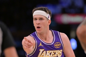 NBA鹈鹕vs黄蜂_NBA鹈鹕vs黄蜂免费在线直播_NBA鹈鹕vs黄蜂全场录像回放